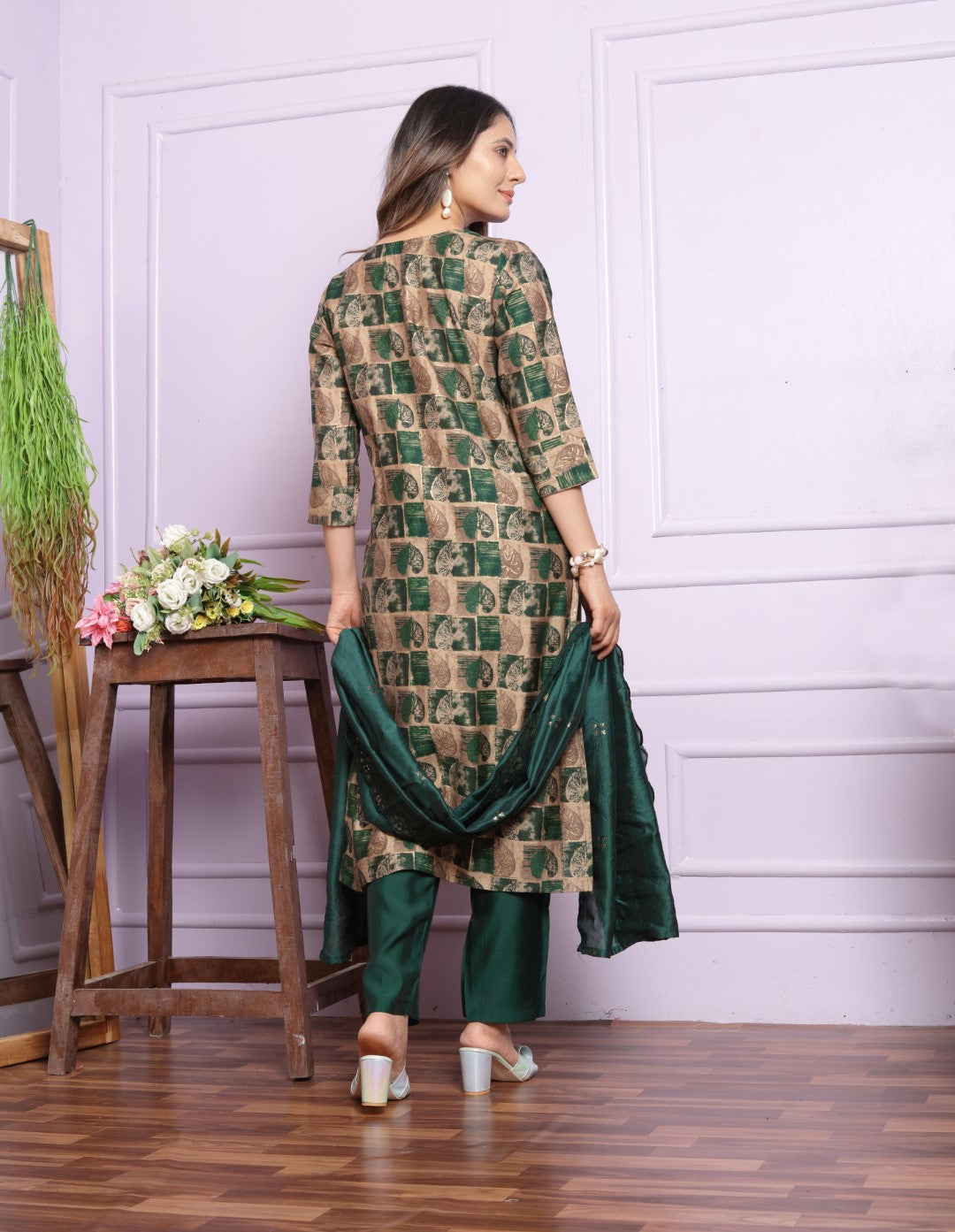 Lovely Hand Work Green Color Straight Kurti With Pent
