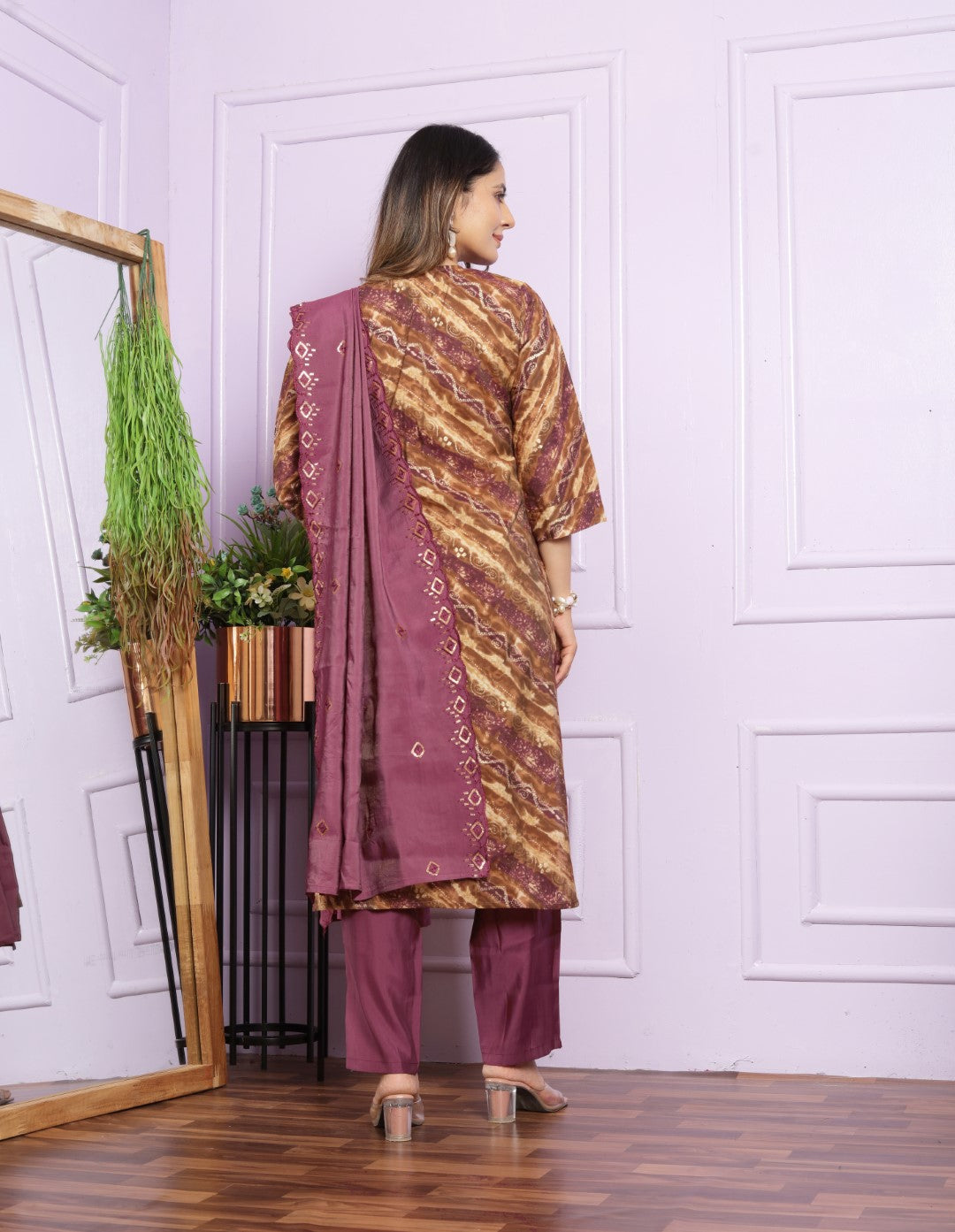 Glimmering Hand Work Brown Color Fancy Straight Kurti With Pent