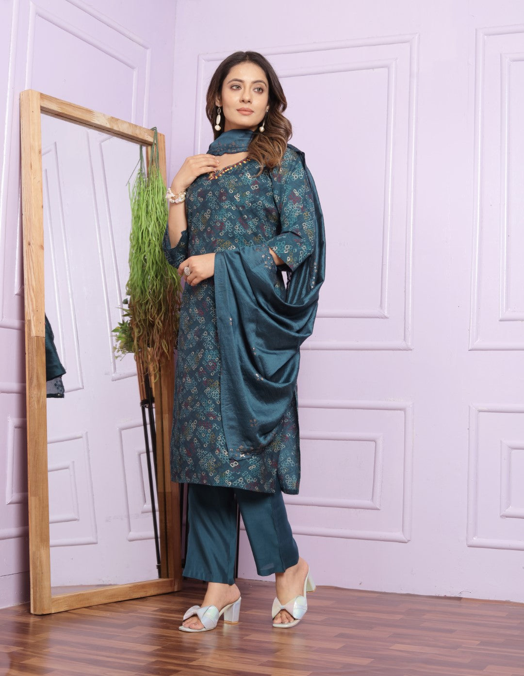 Stunning Hand Work Green Color Fancy Straight Kurti
