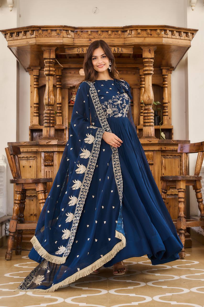 Fantastic Georgette Navy Blue & Red Color Gown