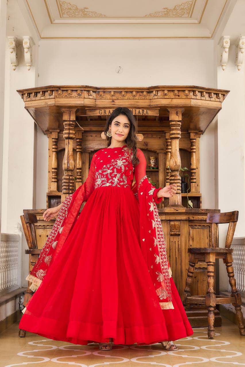 Fantastic Georgette Navy Blue & Red Color Gown