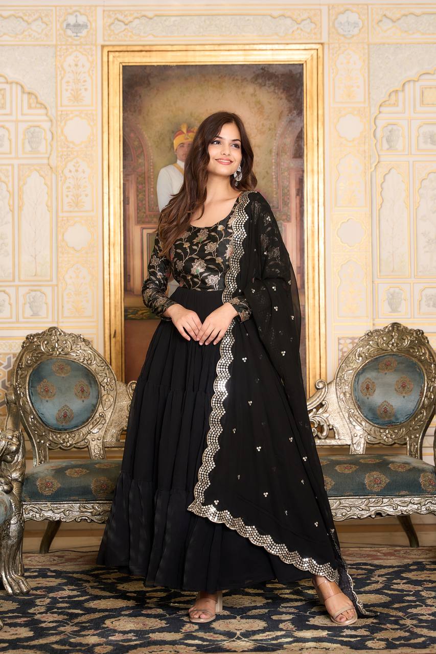 Eyes Catching Georgette Purple & Black Color Gown With Dupatta