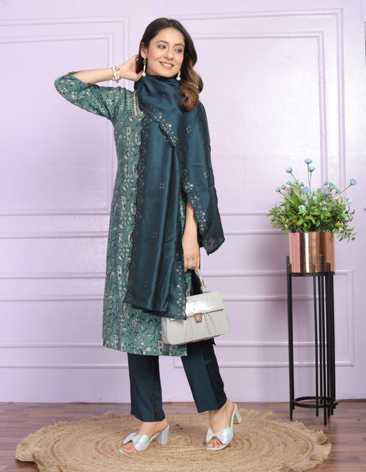 Fantastic Modal Silk Green Color V Neck Kurti With Pent