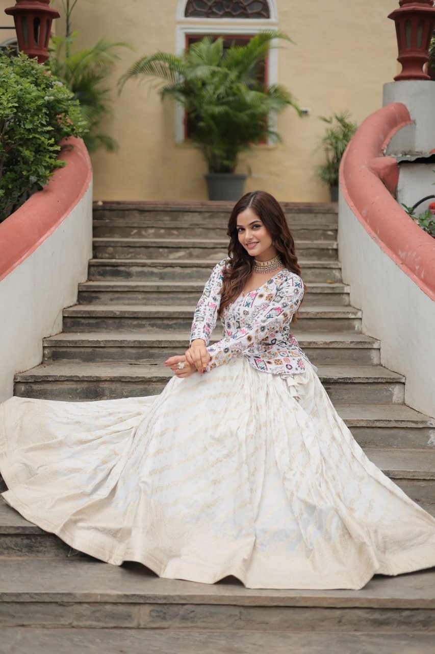 Delightful Viscose Jequard White Color Top With Lehenga