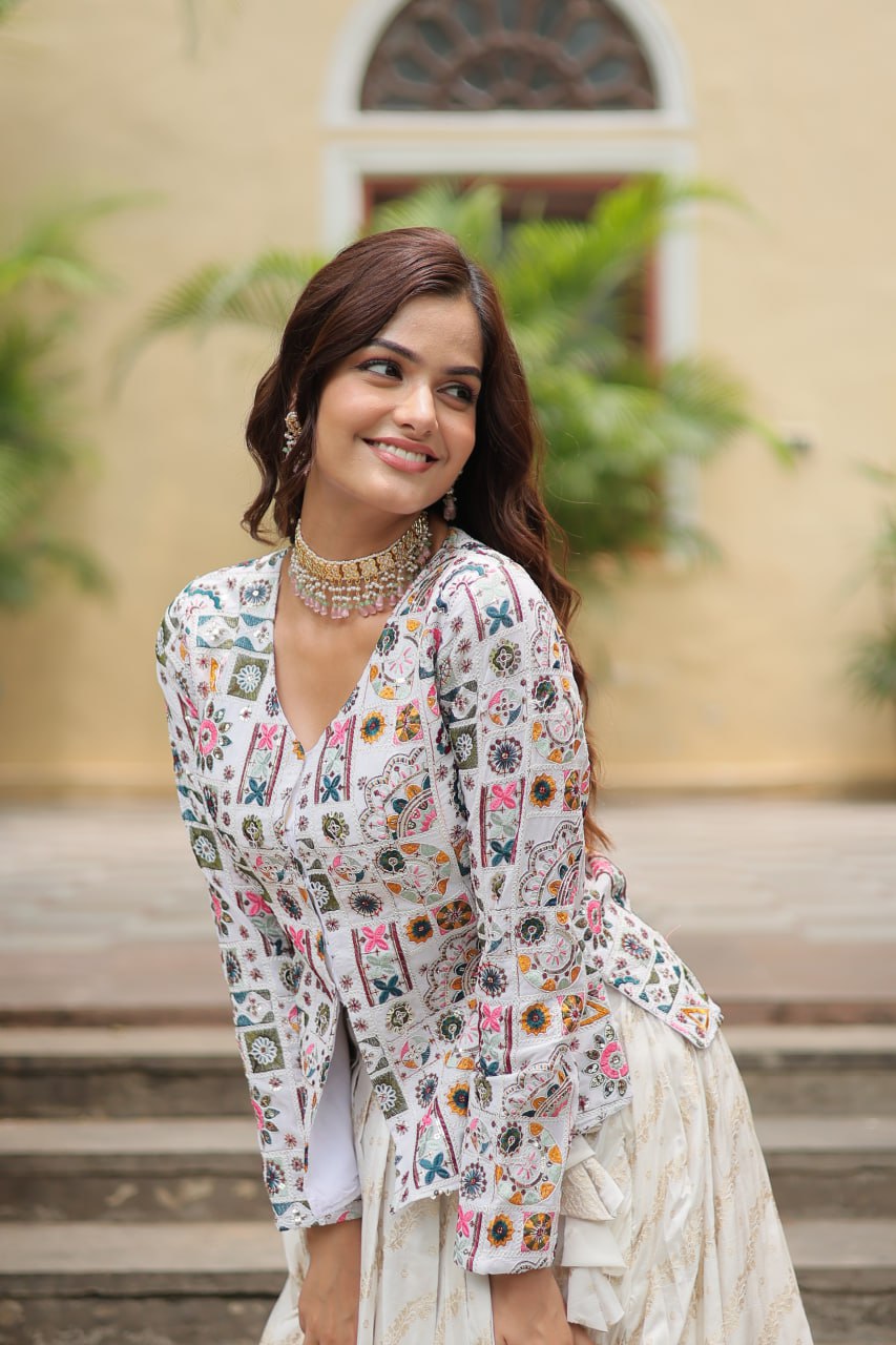 Delightful Viscose Jequard White Color Top With Lehenga