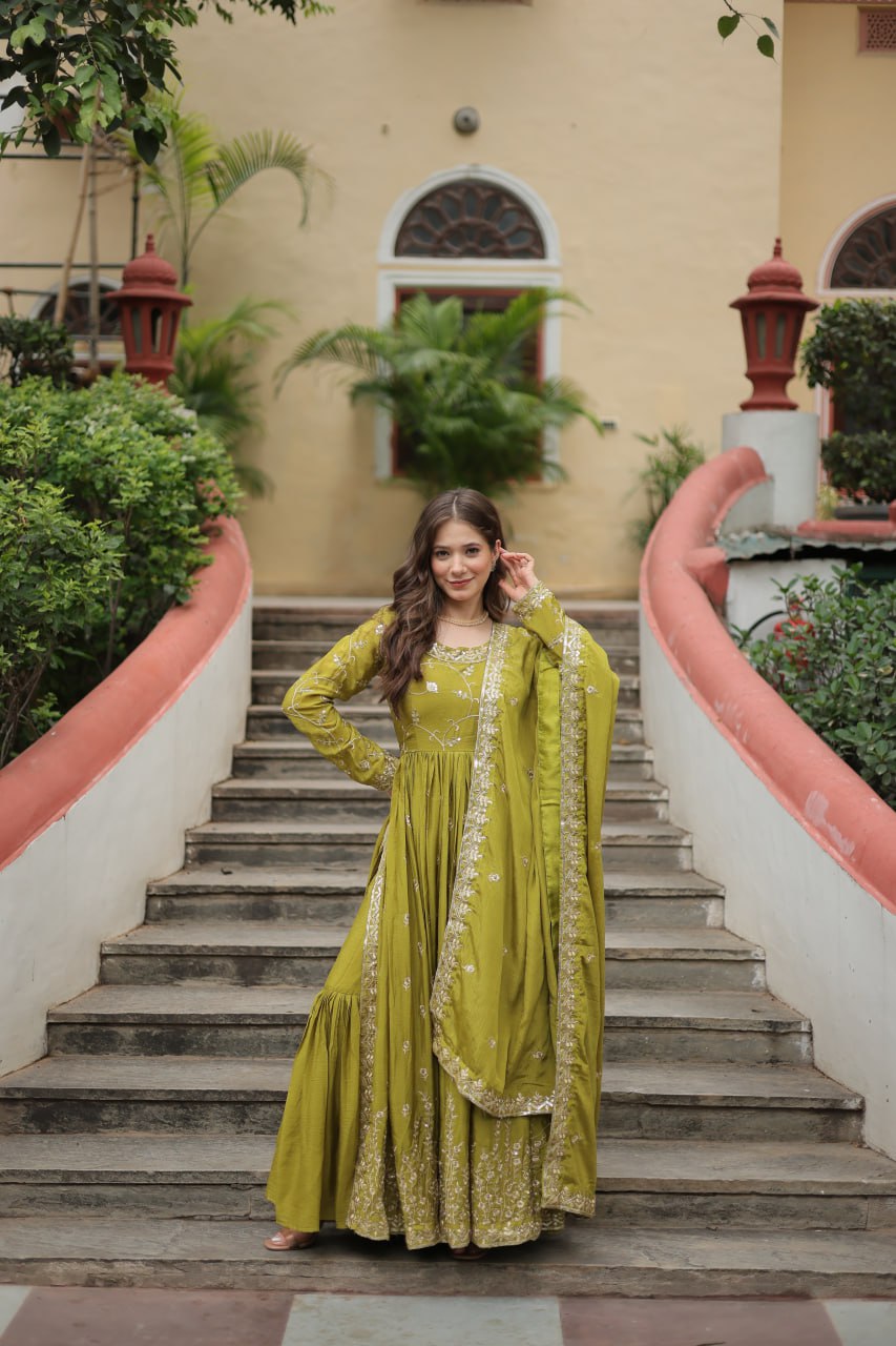 Wonderful Chinon Heavy Work Sky, Perrot & WIne Color Gown