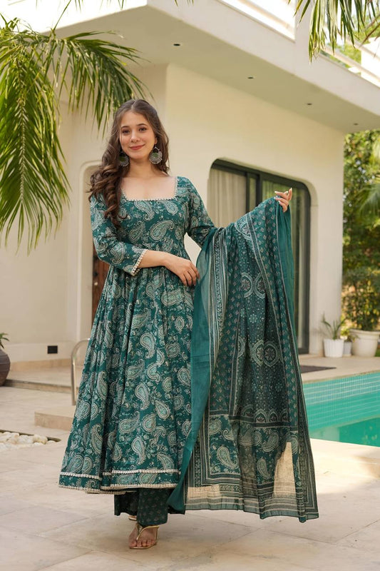 Adorable Green Color Digital Print Gown With Dupatta TD-6043