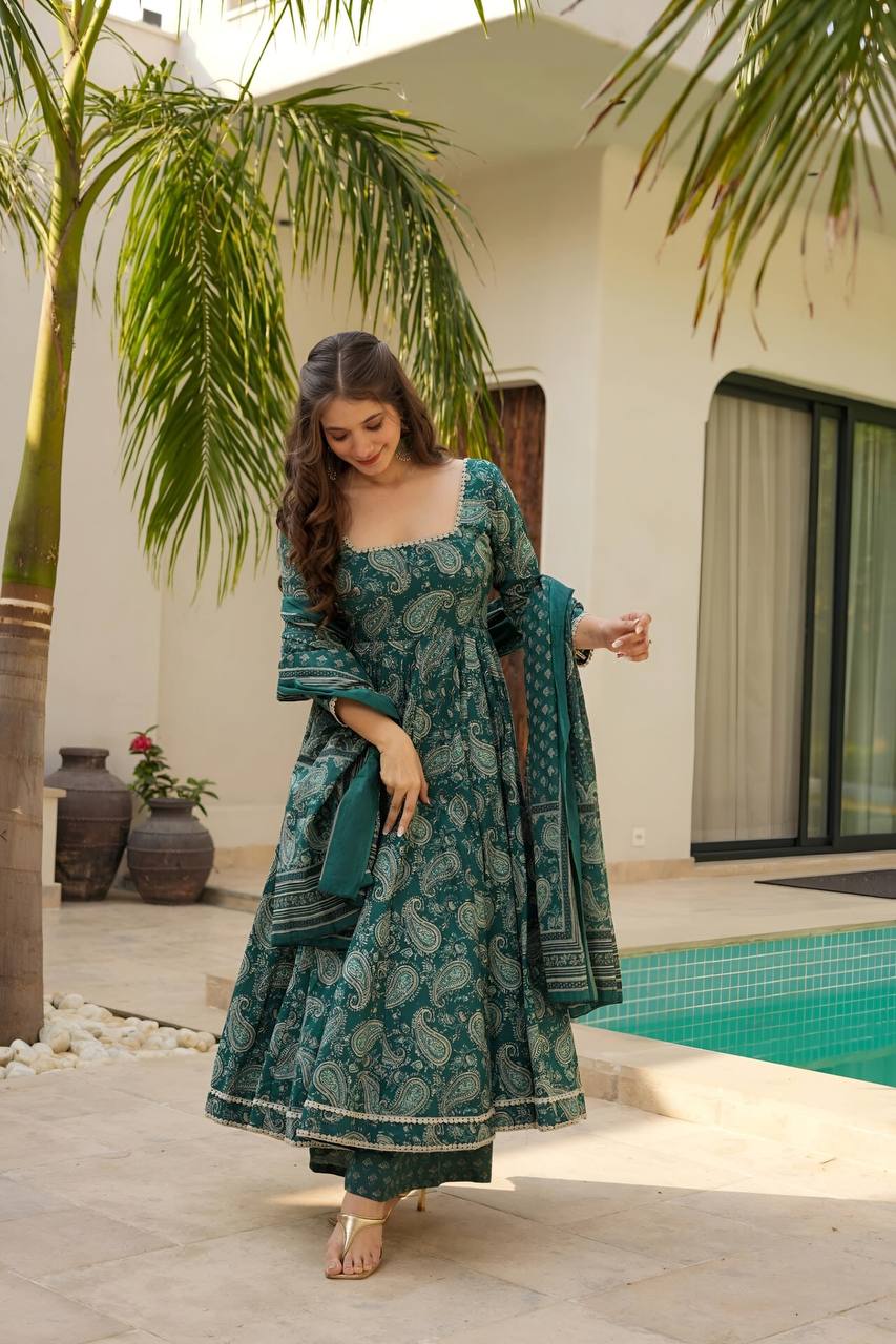 Adorable Green Color Digital Print Gown With Dupatta TD-6043